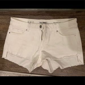 White DL1961 denim shorts, good as new.